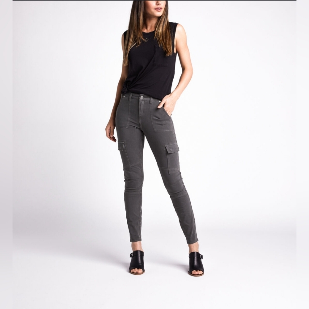 Silver jeans skinny cargo 31x29 grey Mid-Rise
